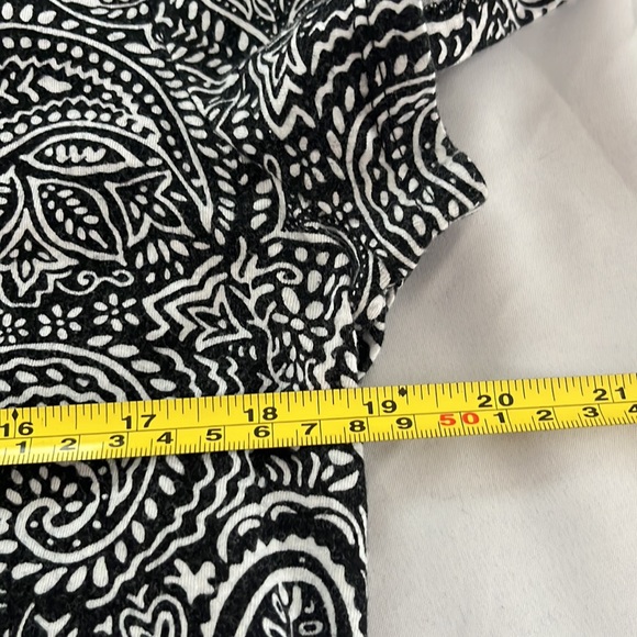 Liz Claiborne tshirt - Picture 6 of 6